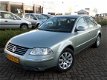 Volkswagen Passat - 2.0 5V Highline - 1 - Thumbnail