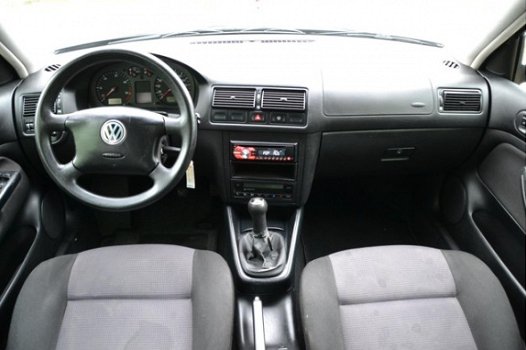 Volkswagen Golf - 1.9 TDI Master Edition Sport Airco BJ'01 Trekhaak - 1