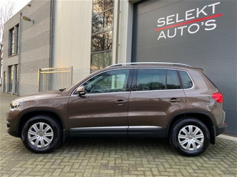 Volkswagen Tiguan - 2.0 TSI Sport&Style 4Motion DSG 1e Eigenaar/Navigatie/Trekhaak/Bluetooth/Nieuwst - 1