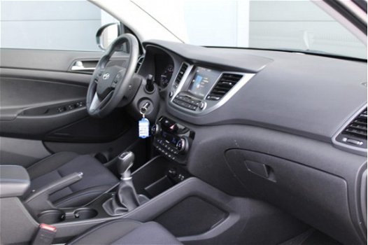 Hyundai Tucson - 1.6 GDi Comfort | 1 Eigenaar | Navigatie | Parkeersensoren | Fabrieksgarantie 09-20 - 1