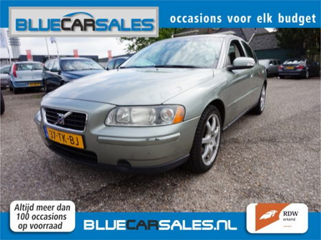 Volvo S60 - 2.4D , AIRCO, SCHUIFKANTELDAK, 6-BAK, APK 02-02-2020, GOED ONDERHOUDEN, FRISSE S60, RIJD - 1