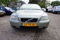 Volvo S60 - 2.4D , AIRCO, SCHUIFKANTELDAK, 6-BAK, APK 02-02-2020, GOED ONDERHOUDEN, FRISSE S60, RIJD - 1 - Thumbnail