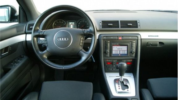 Audi A4 Avant - 3.0-V6 Quattro Automaat S-Line Youngtimer - 1