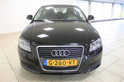 Audi A3 Sportback - 1.6 Attraction Business Edition / ALCANTARA / PDC / LMV 16'' - 1