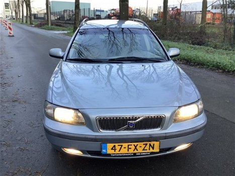 Volvo V70 - 2.4 T AWD |AUT|AIRCO|YOUNGTIMER|4X4| - 1