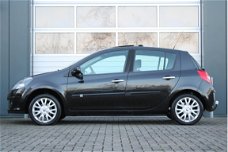 Renault Clio - 1.4-16V Dynamique Luxe Airco/Cruise/Elek.Ramen/C.V./Panodak/Trekhaak/APK:22-8-2020