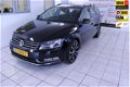 Volkswagen Passat Variant - 1.4 TSI High Executive Line BlueMotion - 1 - Thumbnail