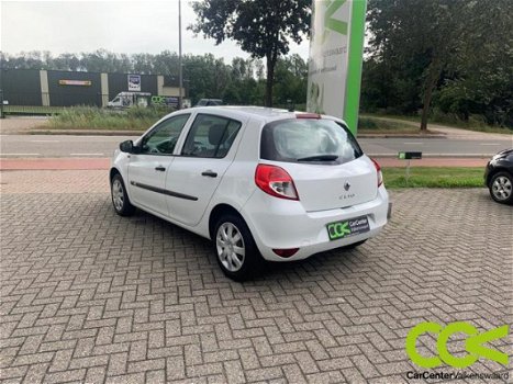 Renault Clio - 1.2 16V Yahoo Airco, 5deurs, APK - 1