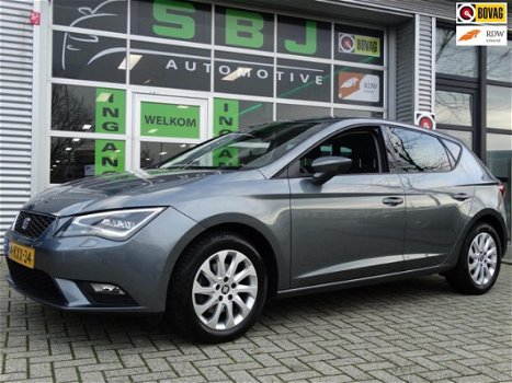 Seat Leon - 1.2 TSI Style Business Automaat Navi * NL Auto - 1