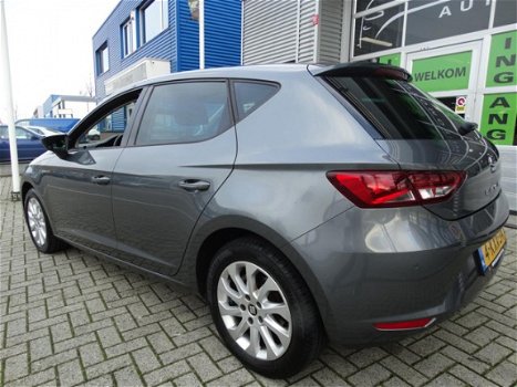 Seat Leon - 1.2 TSI Style Business Automaat Navi * NL Auto - 1