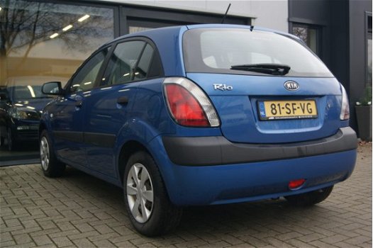 Kia Rio - 1.4 L 5deurs - 1