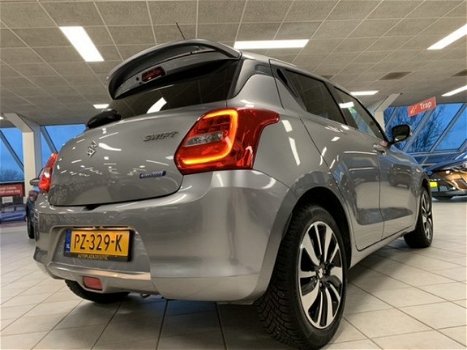 Suzuki Swift - 1.0 Stijl Smart Hybr - 1