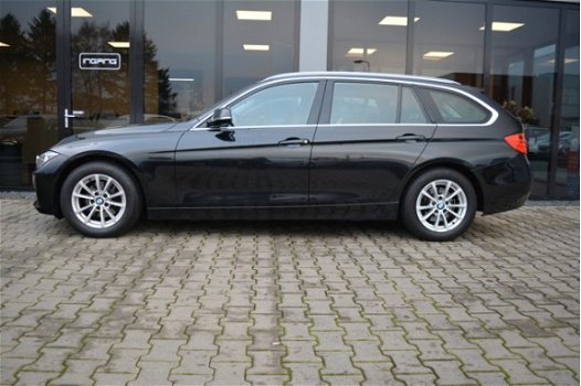 BMW 3-serie Touring - 2.0 Diesel High Executive | Dealer Onderhouden | Navigatie | 16 Inch | - 1