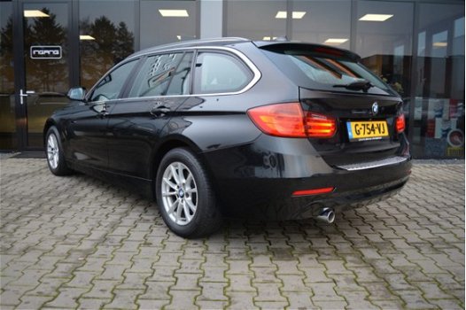 BMW 3-serie Touring - 2.0 Diesel High Executive | Dealer Onderhouden | Navigatie | 16 Inch | - 1