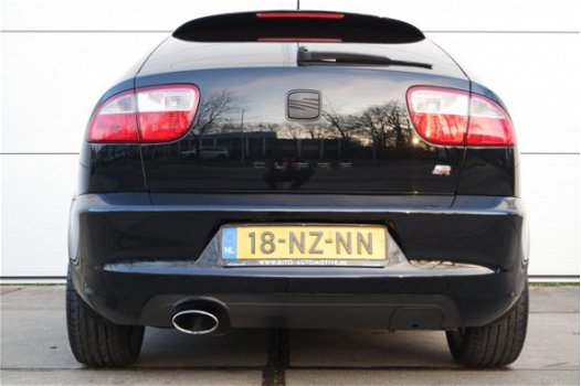 Seat Leon - 1.8-20V Cupra R JD-Tuning 275 pk / NL-auto/ Xenon/ Climate/ Sportstoelen/ Bluetooh-telef - 1