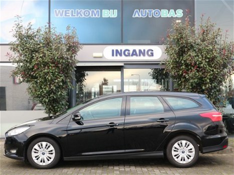 Ford Focus Wagon - 1.5 TDCI Lease Edition AUTOMAAT NAVI CLIMA - 1