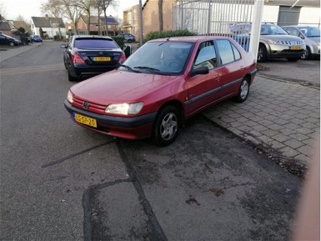 Peugeot 306 - 1.8 ST Comfort NIEUWE APK - AUTOMAAT - 1