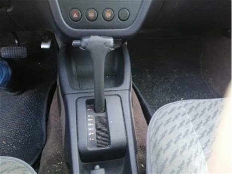 Peugeot 306 - 1.8 ST Comfort NIEUWE APK - AUTOMAAT - 1