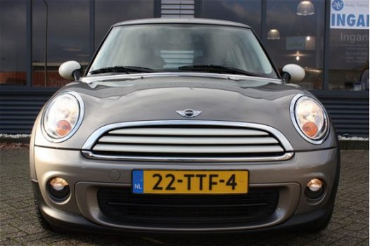 Mini Mini One - 1.6 AIRCO START/STOP NAVI CRUISE 15''LM-VELGEN NETTE AUTO - 1