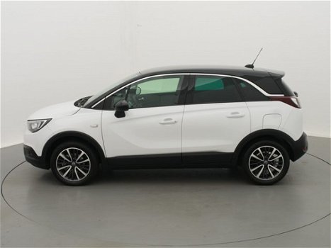 Opel Crossland X - 1.2T 110pk Innovation | Navi | Parkeersensoren en camera - 1