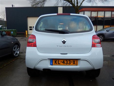 Renault Twingo - 1.2 Acces - APK tot 14-10-2020 - 1