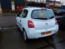 Renault Twingo - 1.2 Acces - APK tot 14-10-2020