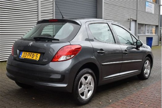 Peugeot 207 - 1.4 VTi 95PK 5-deurs Airco Cruise NAP (2011) - 1