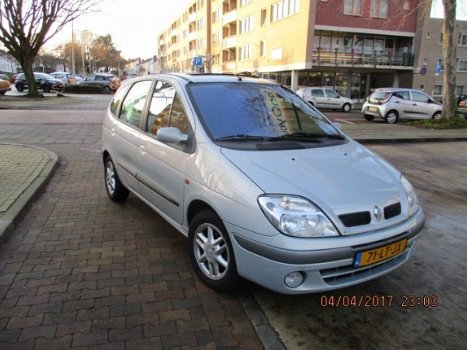 Renault Scénic - 1.8-16V Expr. Sport - 1