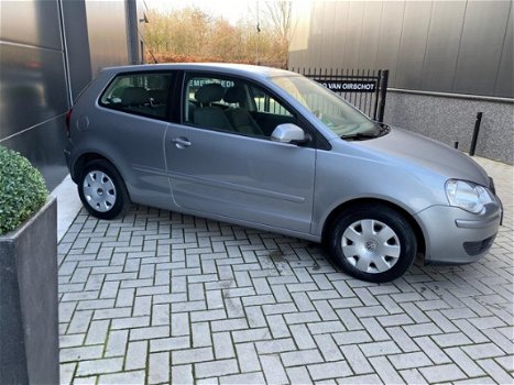 Volkswagen Polo - 1.2 Easyline NWE APK/Airco/Elekt.ramen/NAP - 1