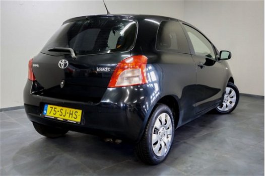 Toyota Yaris - 1.0 VVTi Sol - 1