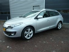 Renault Mégane Estate - TCe 115 2012 BTW/Grijs/Navi/Climat Control/Nieuwe APK/4 Cilinder/17" LMV