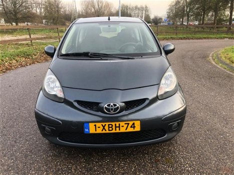 Toyota Aygo - 1.0-12V Airco Nieuwe APK 09-12-2020 - 1