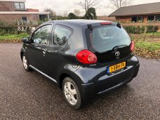 Toyota Aygo - 1.0-12V Airco Nieuwe APK 09-12-2020