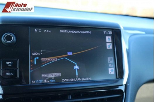 Peugeot 208 - 1.2 VTi Allure |Parkeerhulp|Navi|Climate Control - 1