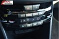 Peugeot 208 - 1.2 VTi Allure |Parkeerhulp|Navi|Climate Control - 1 - Thumbnail