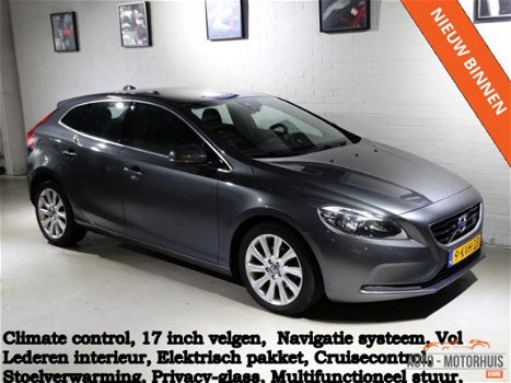 Volvo V40 - D2 Summum - 1