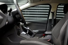 Ford Focus - 1.0 EcoBoost Titanium 125 PK Clima / Cruise / Nette Staat