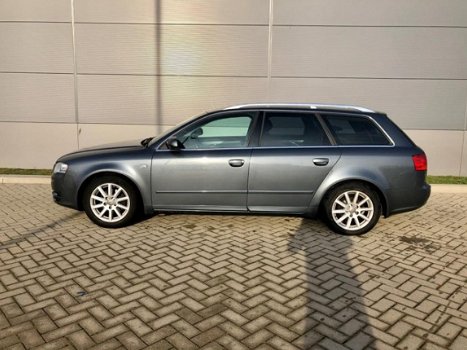 Audi A4 Avant - 2.0 TDI Pro Line 2005 XENON - 1