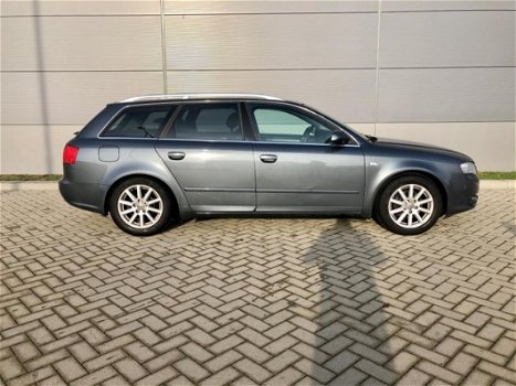 Audi A4 Avant - 2.0 TDI Pro Line 2005 XENON - 1