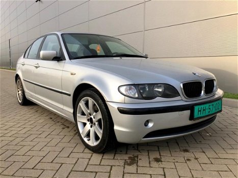 BMW 3-serie - 318d Black&Silver II 2004 SEDAN - 1