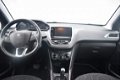 Peugeot 2008 - 1.2 82PK Automaat Active | Airco | Trekhaak | Cruise Control - 1 - Thumbnail