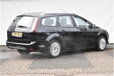 Ford Focus Wagon - 1.8 125PK Limited | Navigatie | Voorruitverwarming | Parkeersensoren