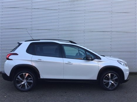 Peugeot 2008 - 1.2 PureTech 110pk EAT6 GT-Line | Automaat | Camera | NAV | PDC | Grip Control - 1