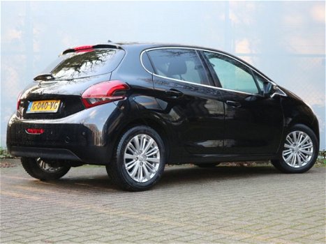 Peugeot 208 - 1.2 82 pk Allure Navigatie | Achteruitrijcamera - 1