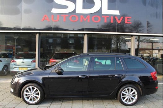 Skoda Octavia Combi - 1.4 TSI Greentech Ambition Businessline // NAVI // HALF LEDER // CLIMA - 1