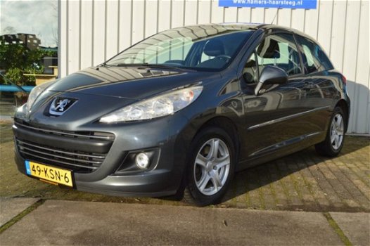 Peugeot 207 - 1.6 diesel navigatie cruise controll climate - 1