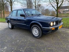 BMW 3-serie - 320i e30 6 cilinder. Nwe apk