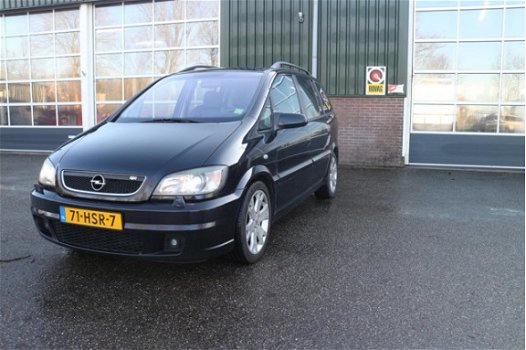 Opel Zafira - 2.0-16V OPC - 1