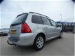 Peugeot 307 Break - 1.6 HDiF XS / grijs kenteken / APK verlopen - 1 - Thumbnail