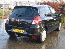 Renault Clio - 1.5 dCi Parisienne NAVI 5 DEURS NAP NETTE STAAT